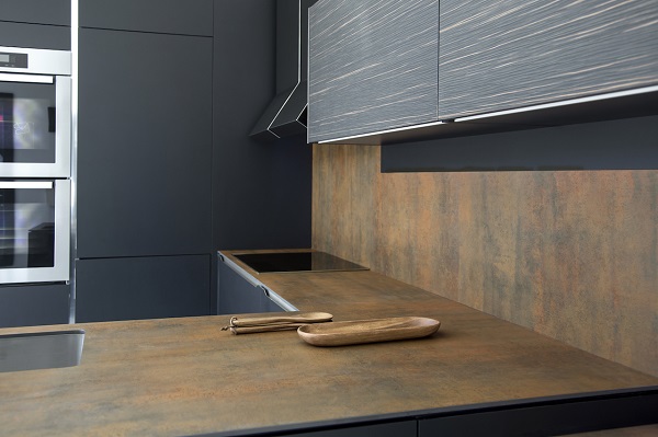 NEOLITH 4