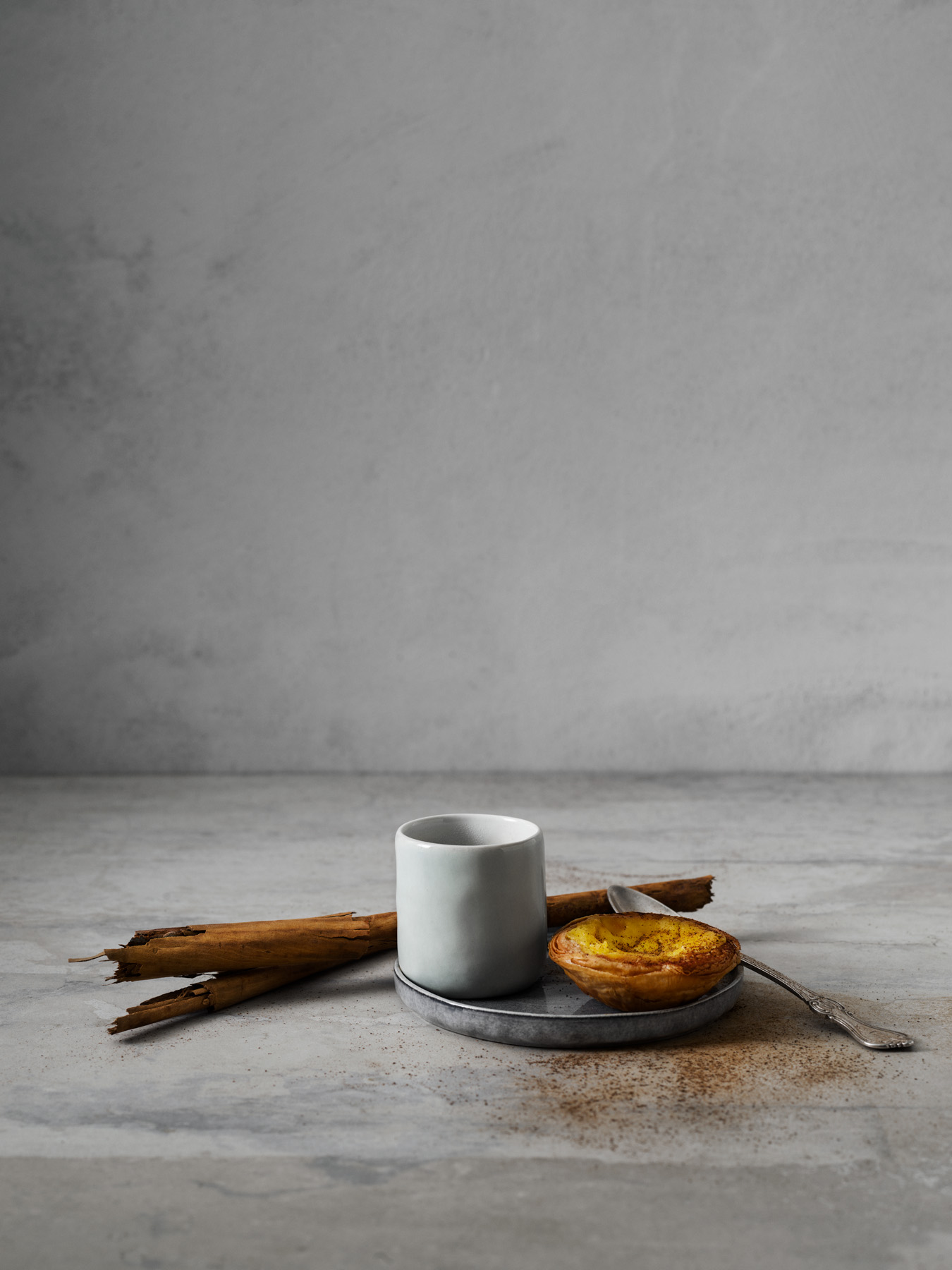 piatti e tazze in ceramica, azienda svedese Mateus